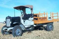 1919 Nash 2 Ton Truck. Ken Kafka (NCCA #8623)